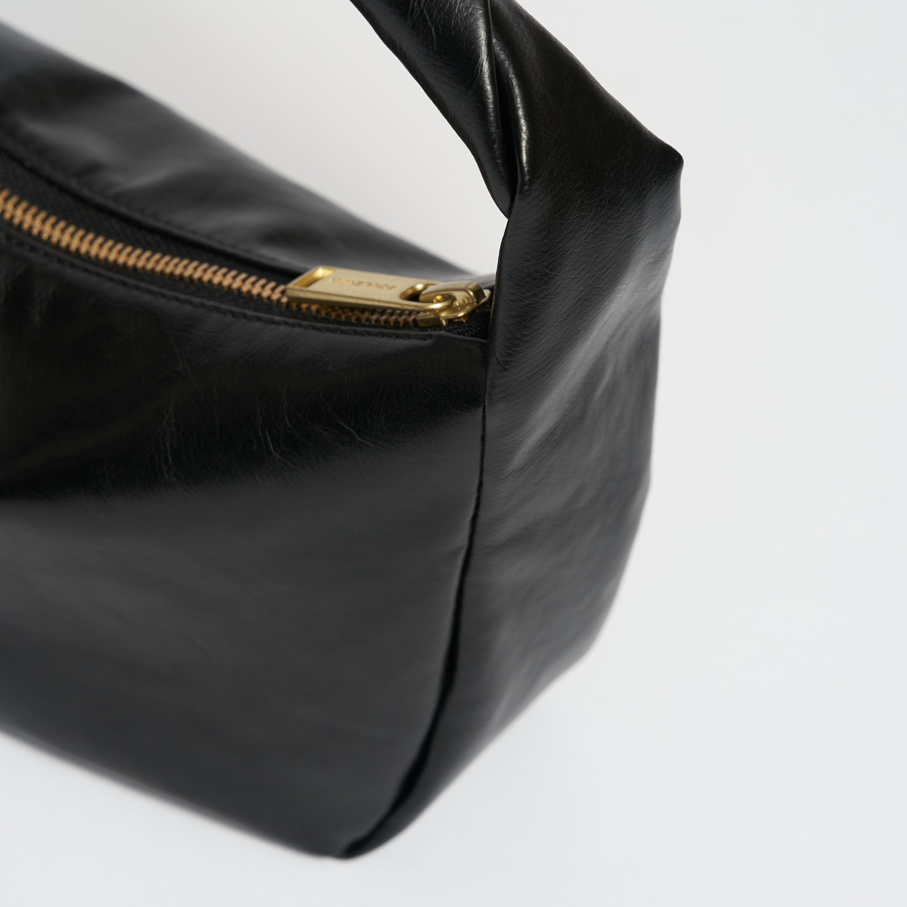 #farbe_night black