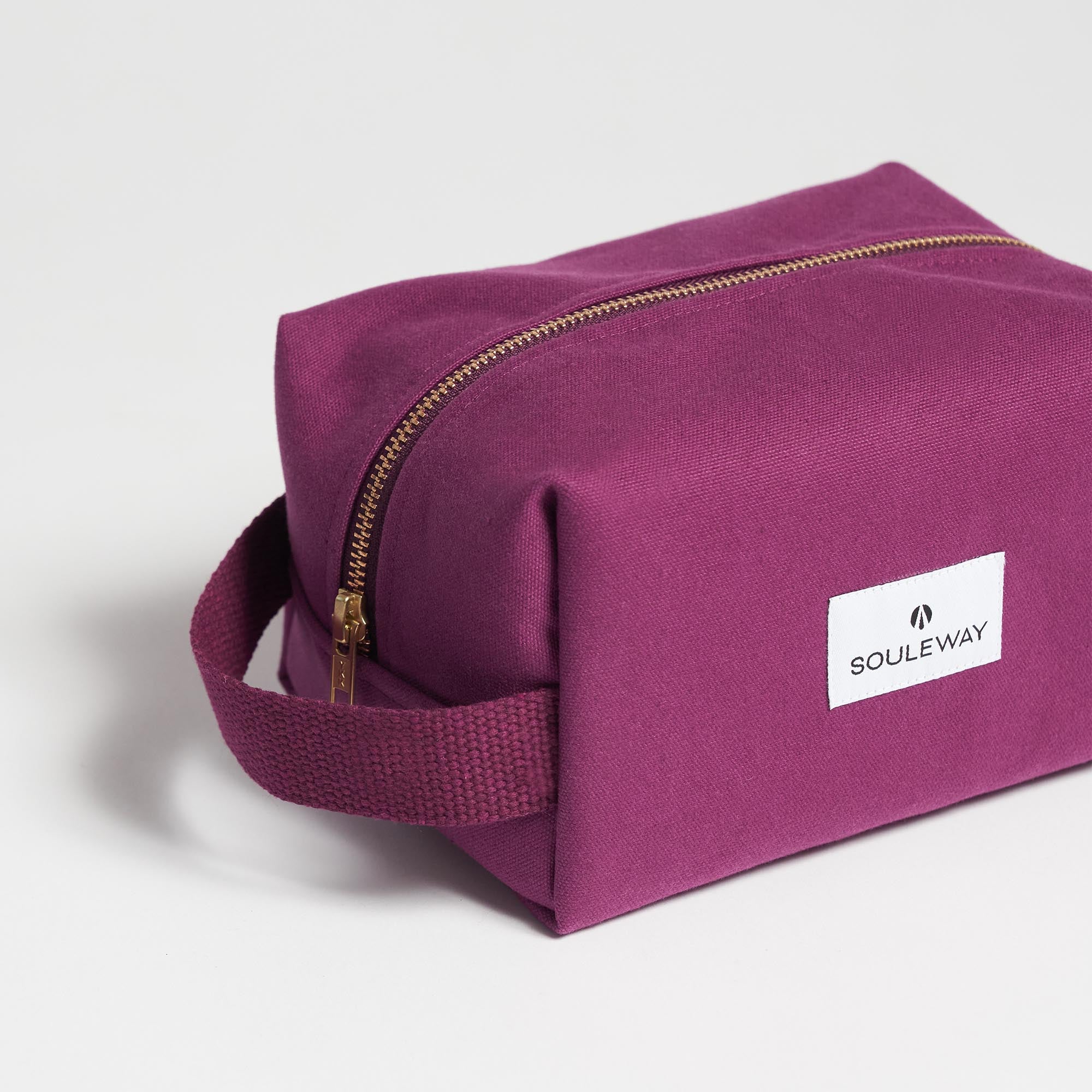 #farbe_bordeaux red