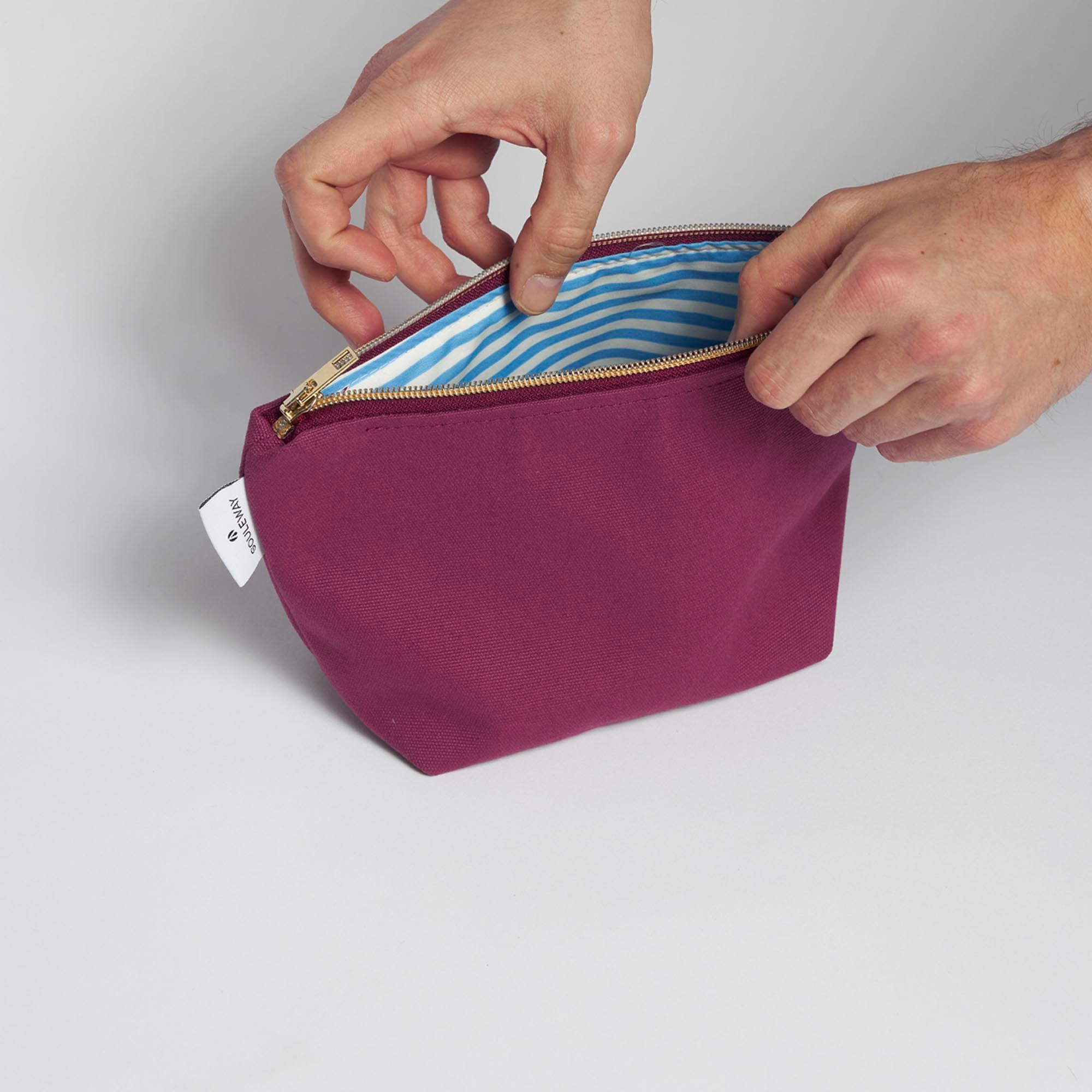 #farbe_bordeaux red