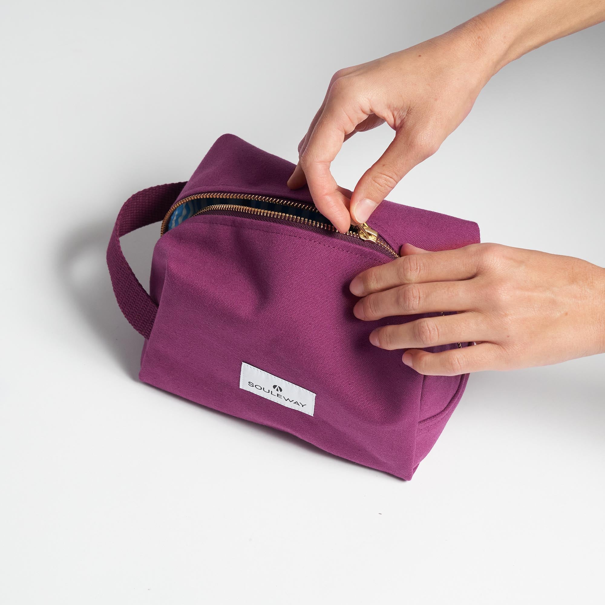#farbe_bordeaux red