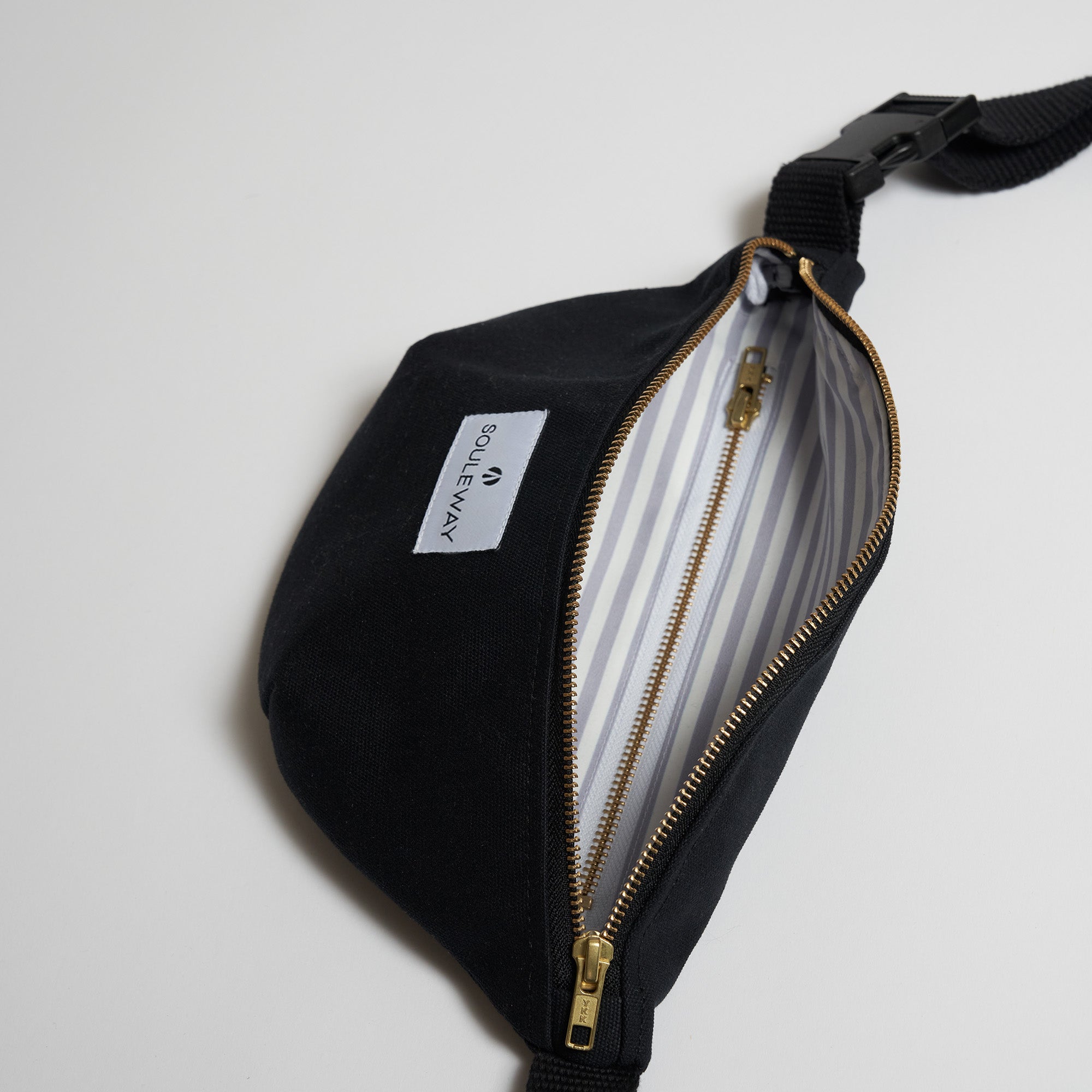 #farbe_night black