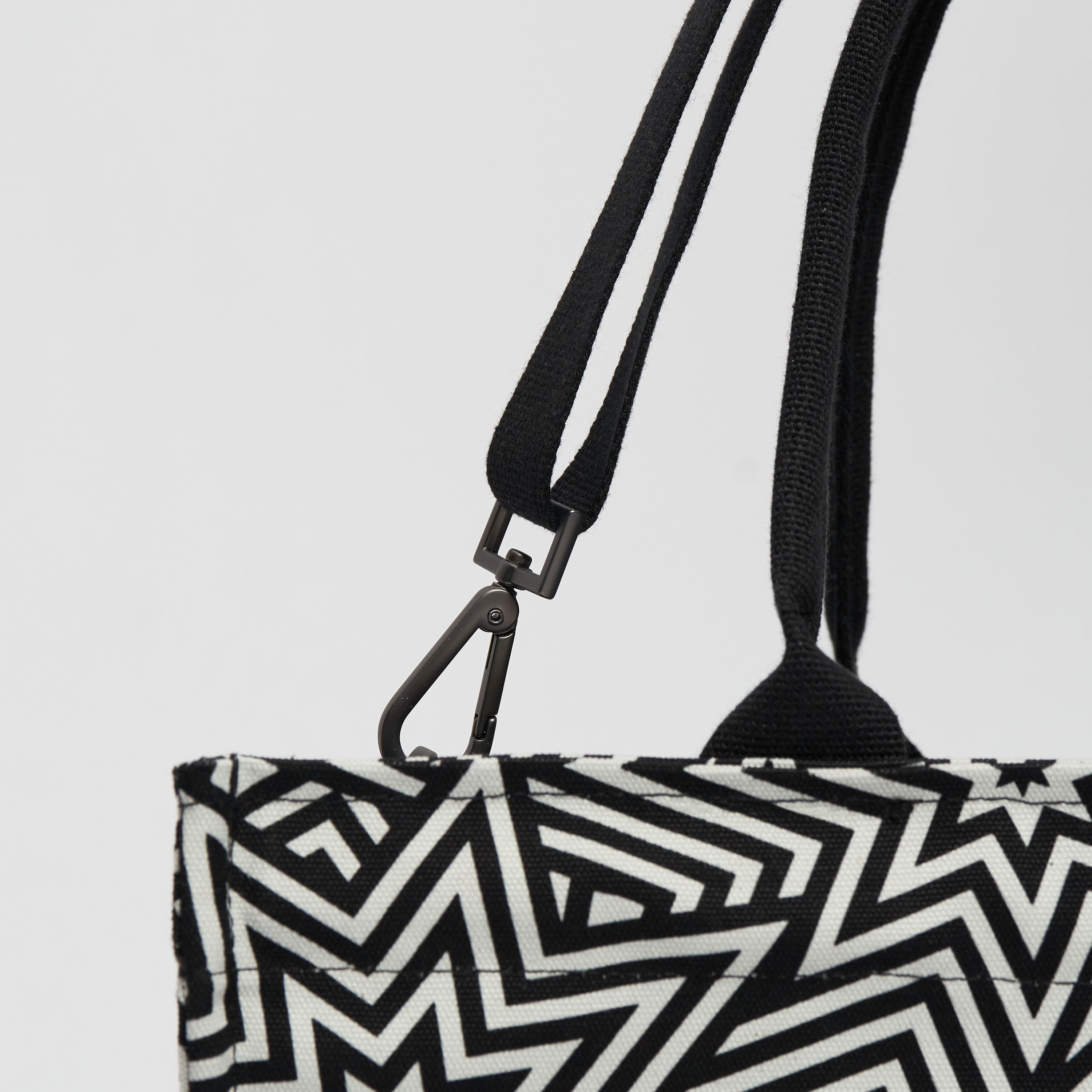 #farbe_star explosion black & white