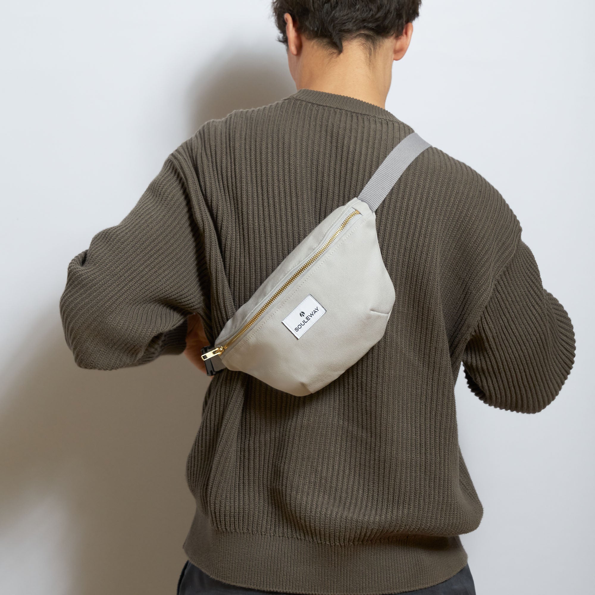#farbe_dust grey