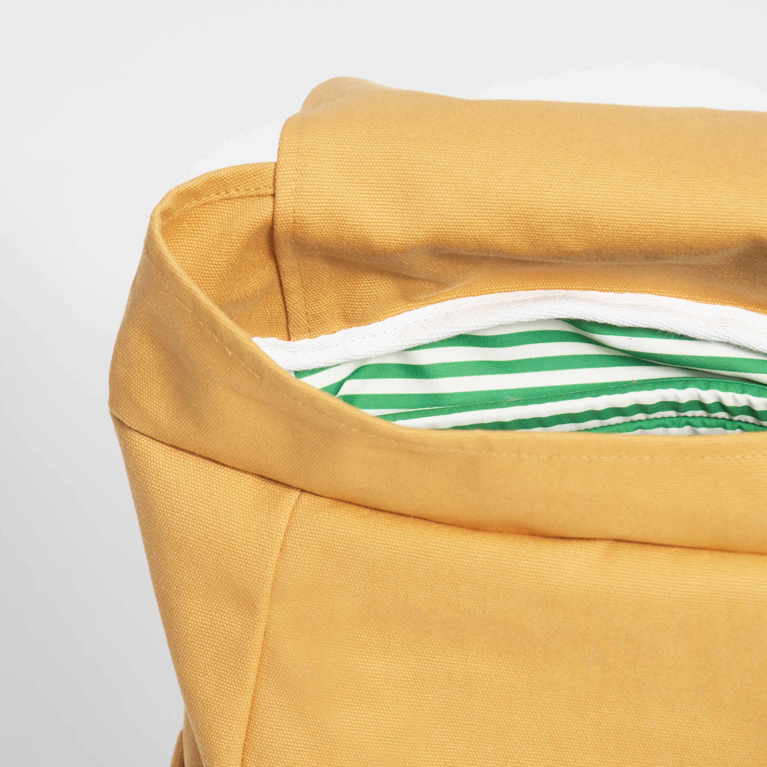 #farbe_mustard yellow