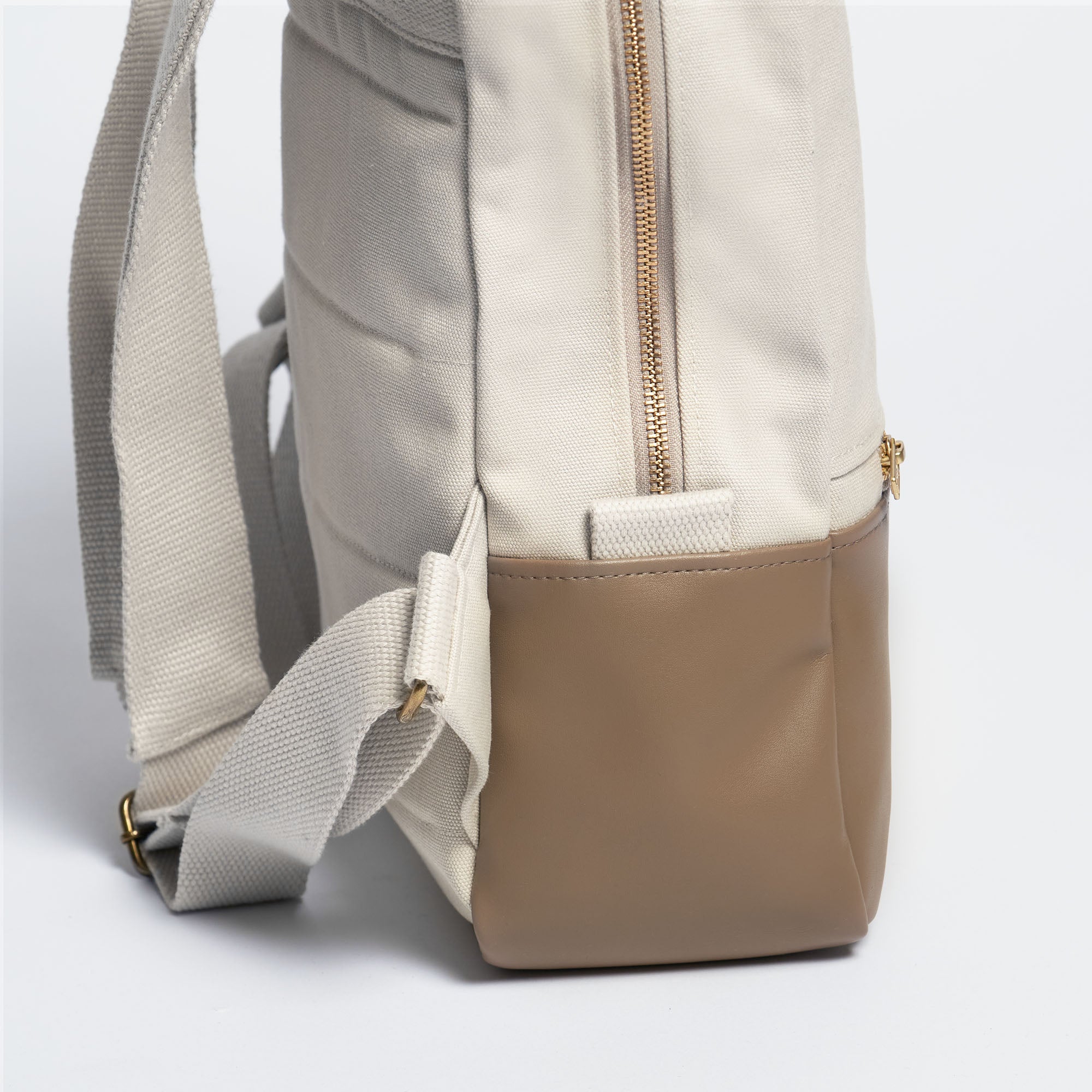 #farbe_sand/mocha