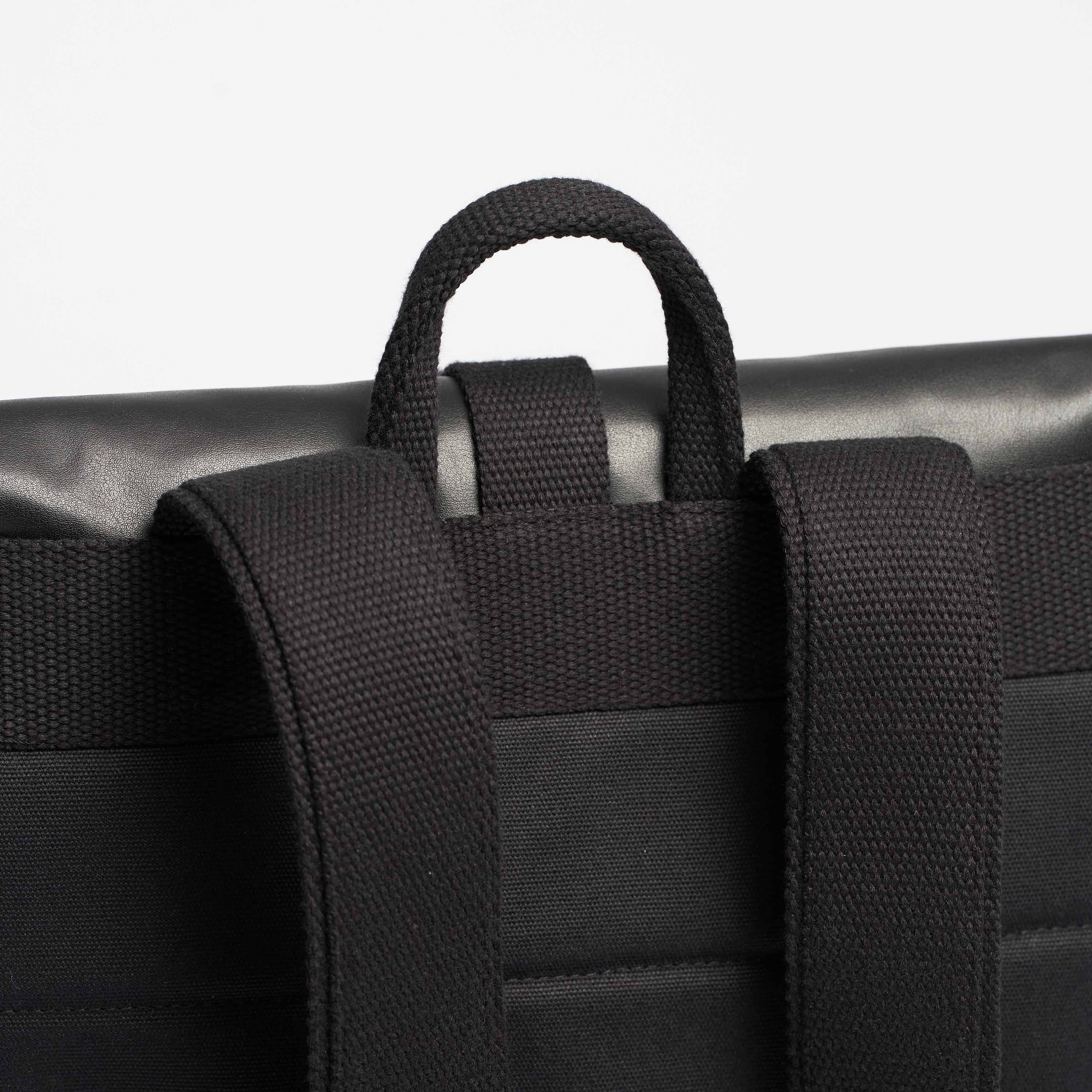 #farbe_night black