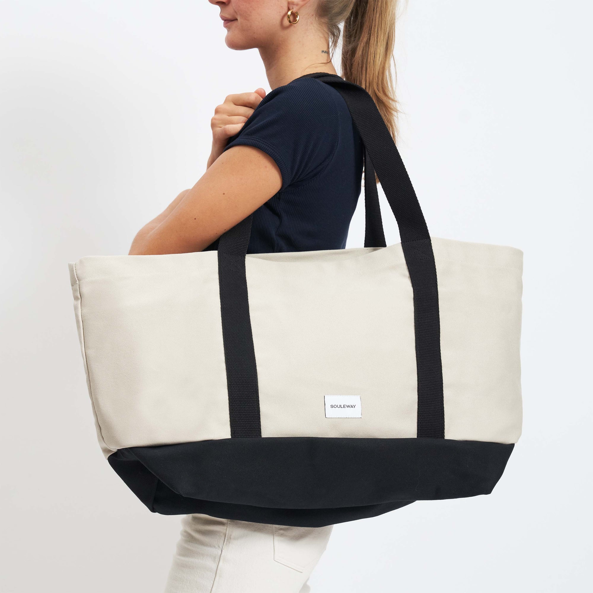 Sand/Black