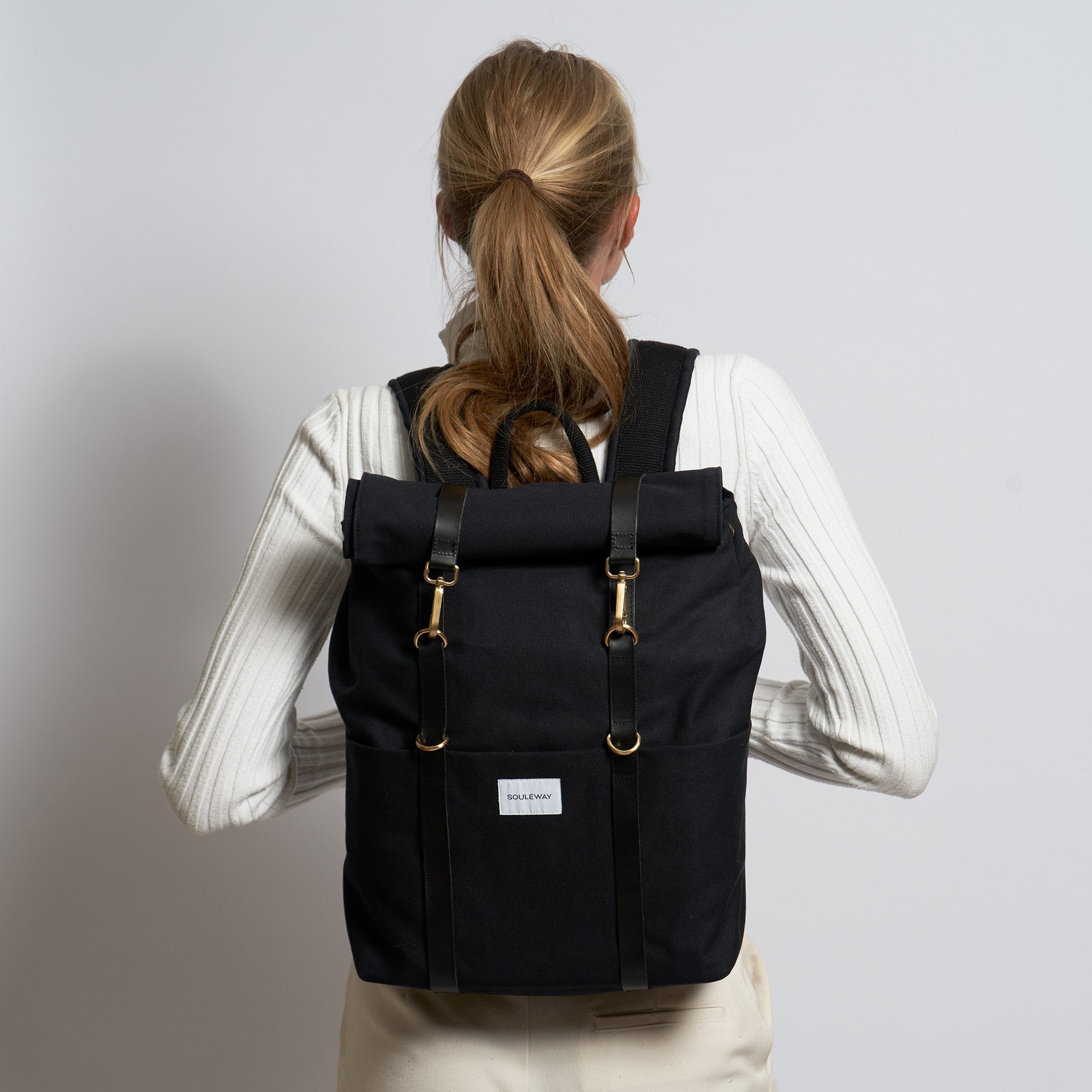 #farbe_night black