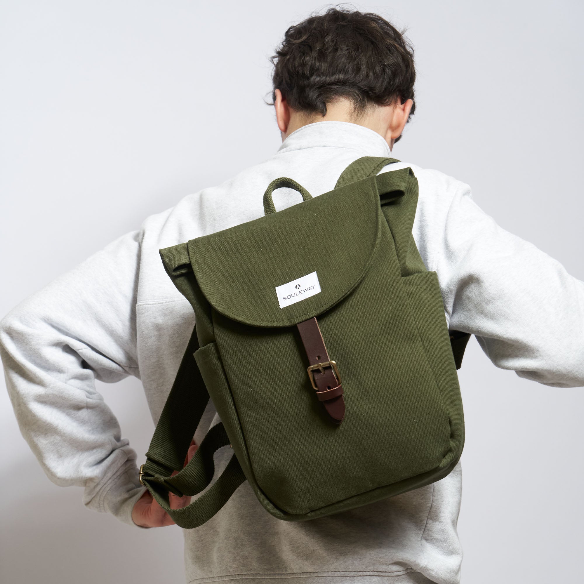 #farbe_dark olive