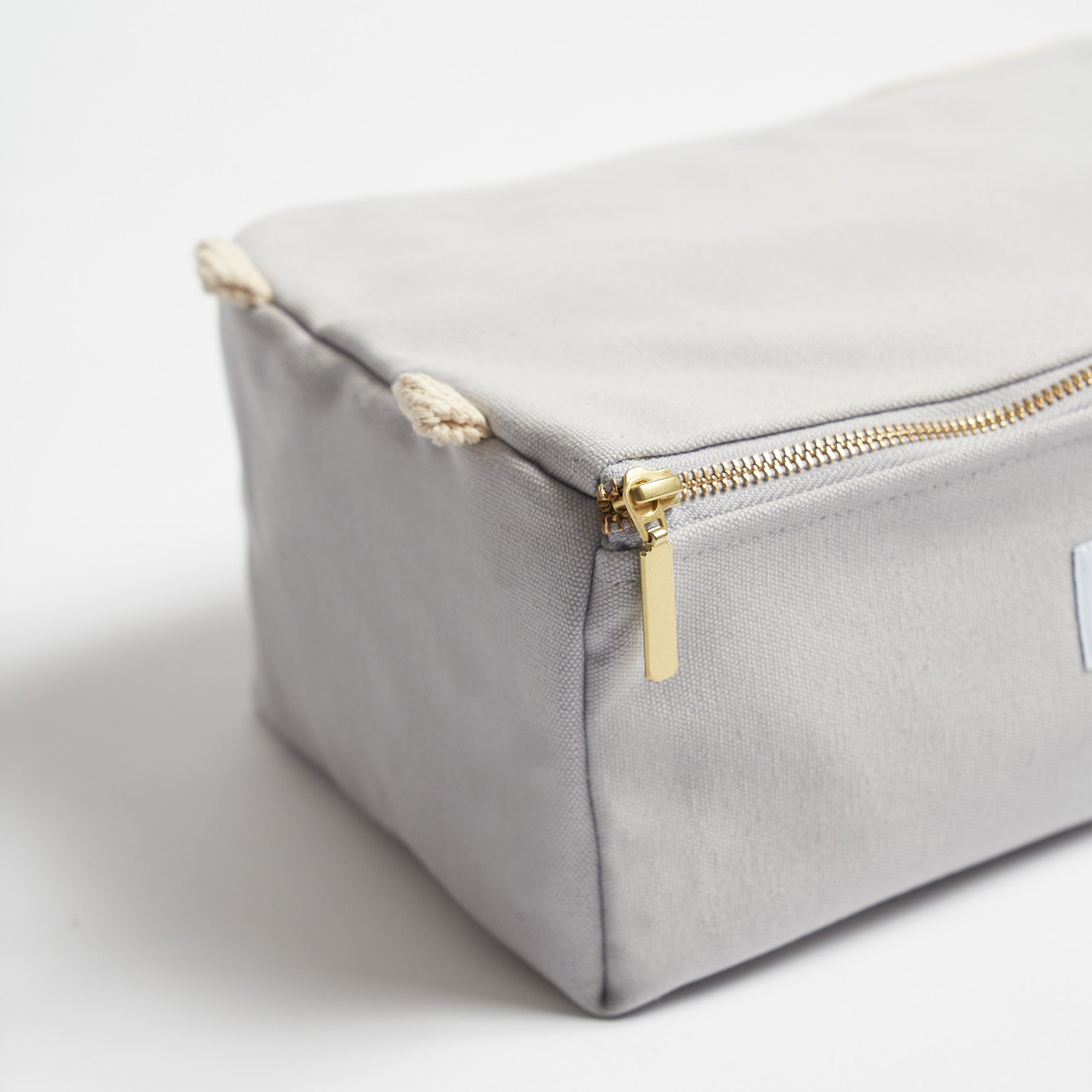 Dust Grey